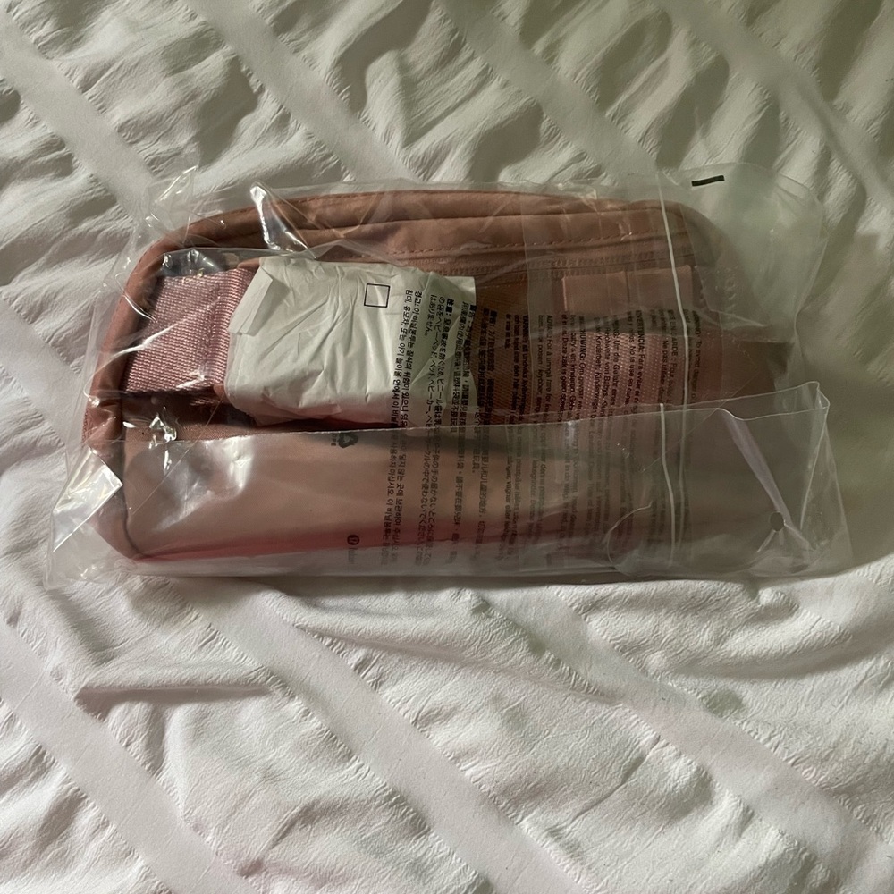 Lululemon everyday belt bag - Picture 3 of 3
